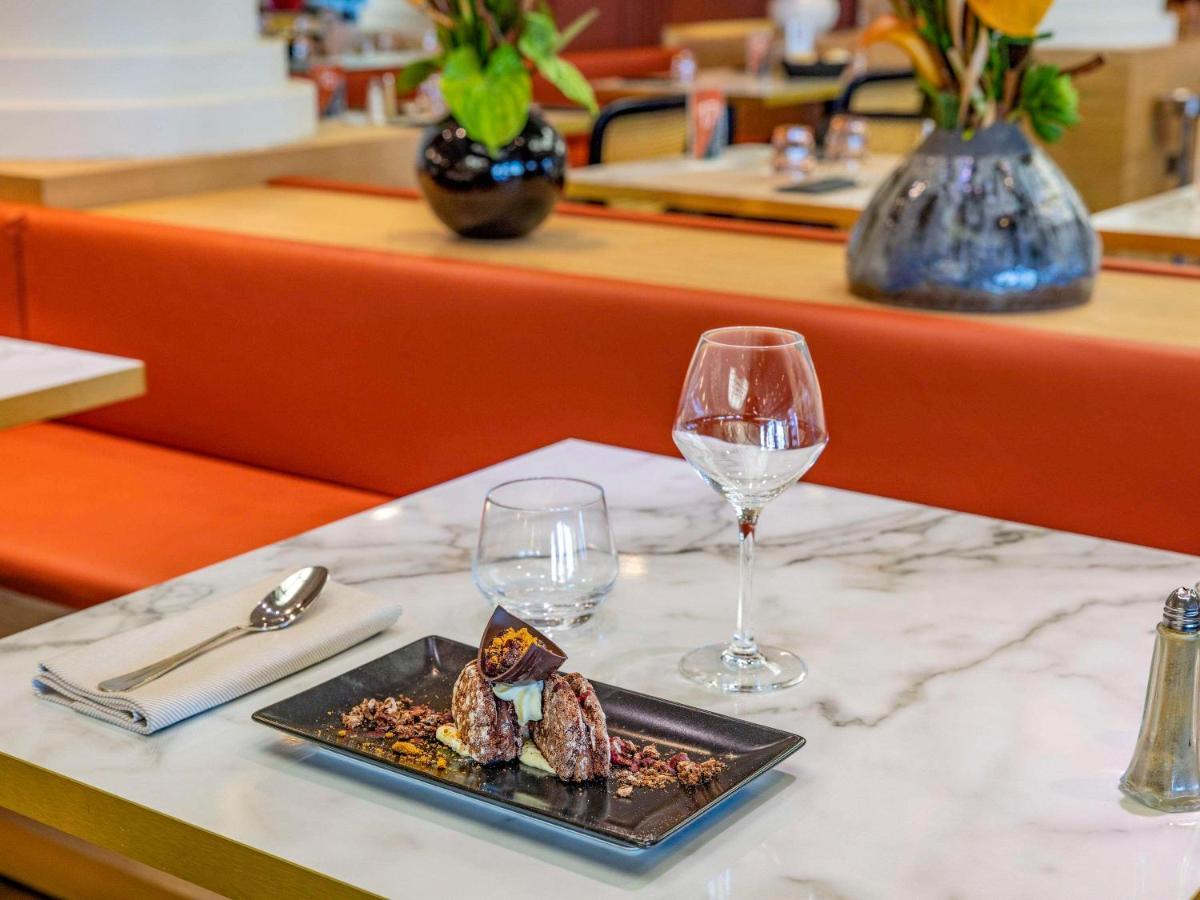 Mercure Lyon Est Villefontaine Εξωτερικό φωτογραφία