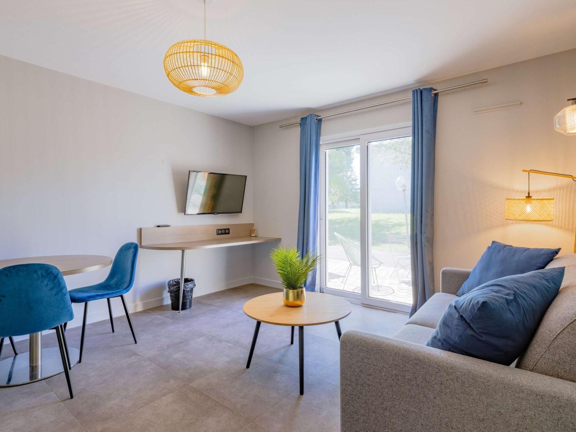 Mercure Lyon Est Villefontaine Εξωτερικό φωτογραφία