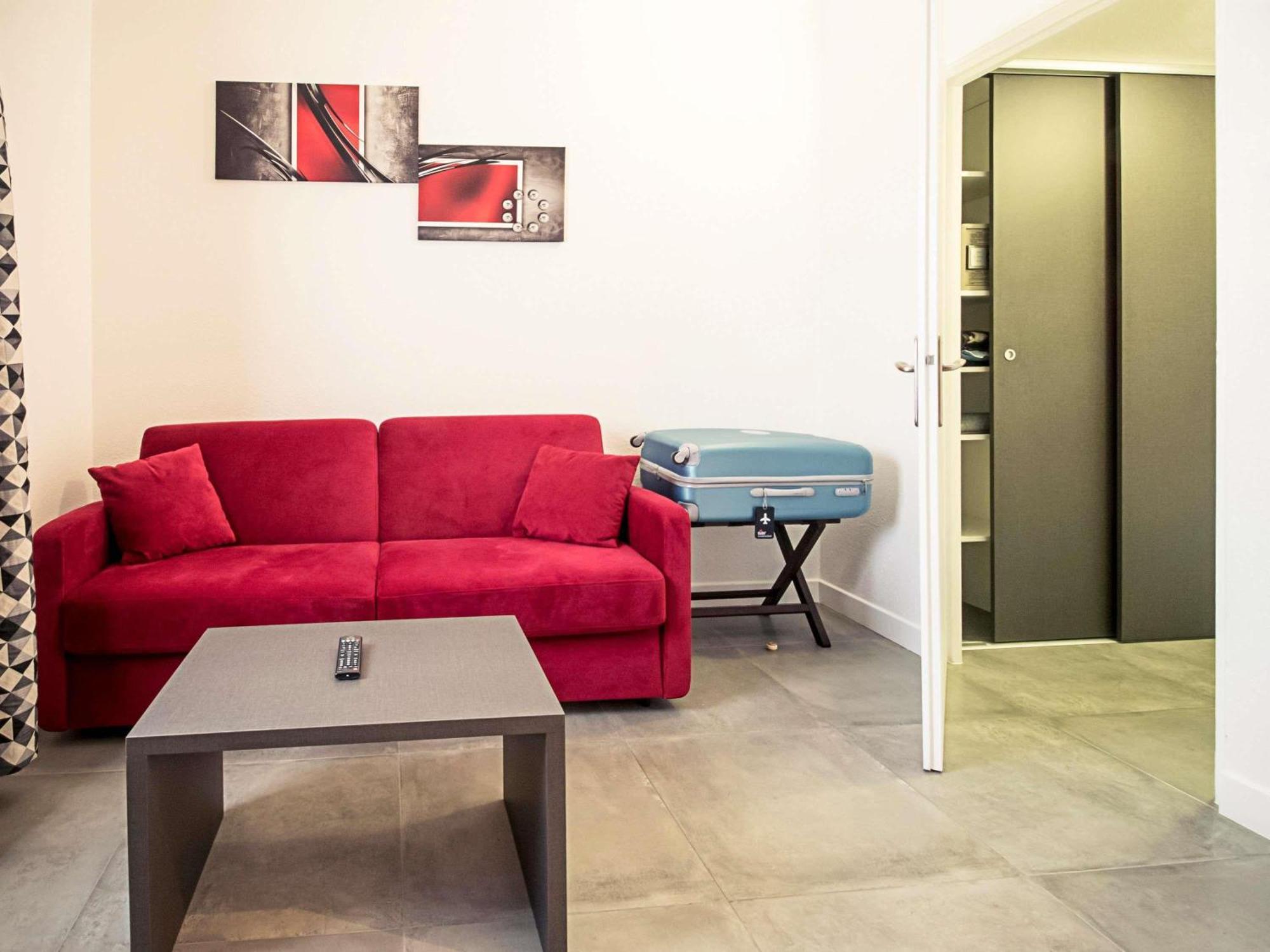 Mercure Lyon Est Villefontaine Εξωτερικό φωτογραφία