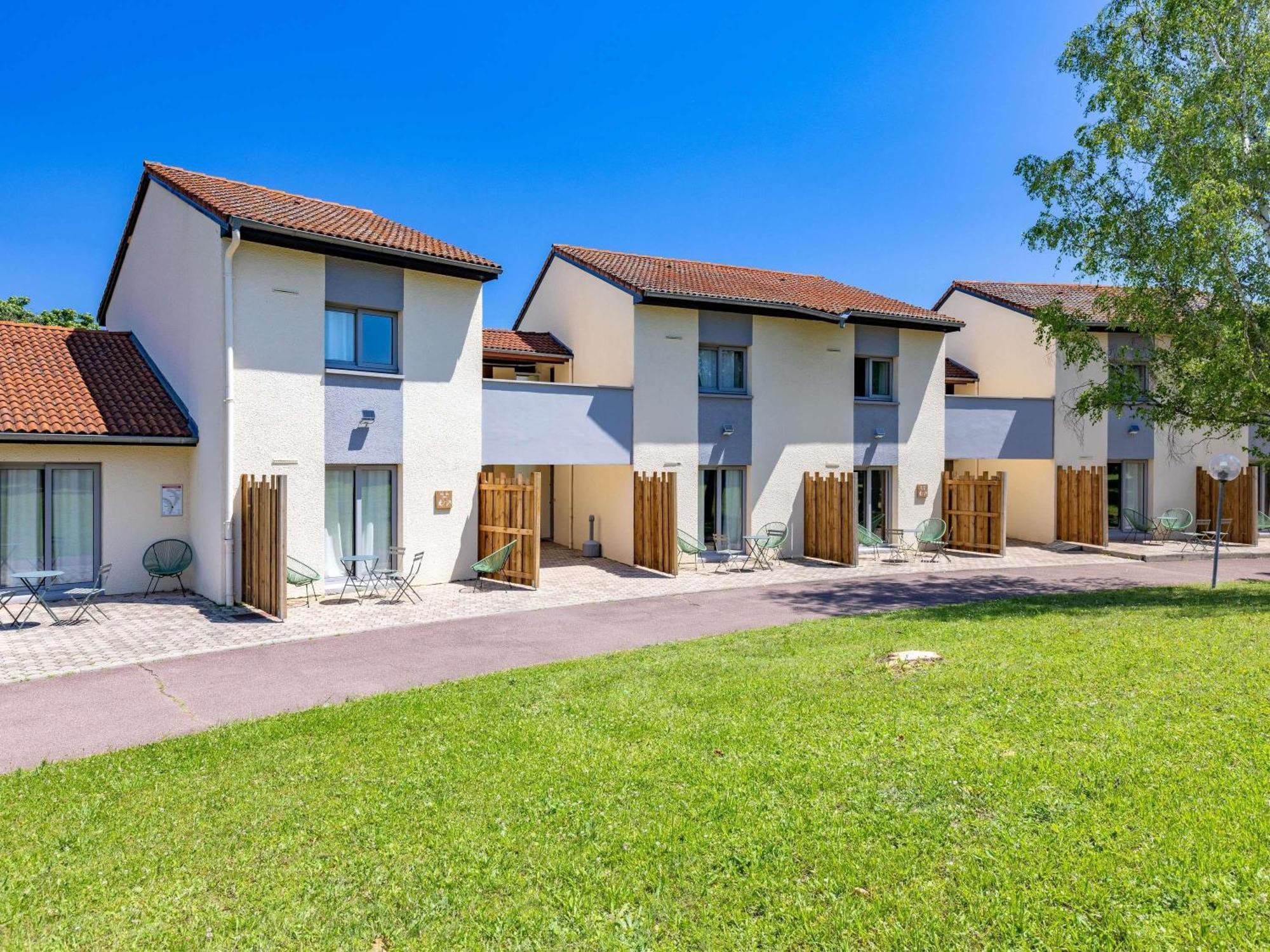 Mercure Lyon Est Villefontaine Εξωτερικό φωτογραφία